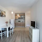 Gliko Seaside דירה