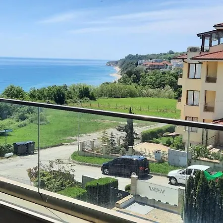 Gliko Seaside ביאלה